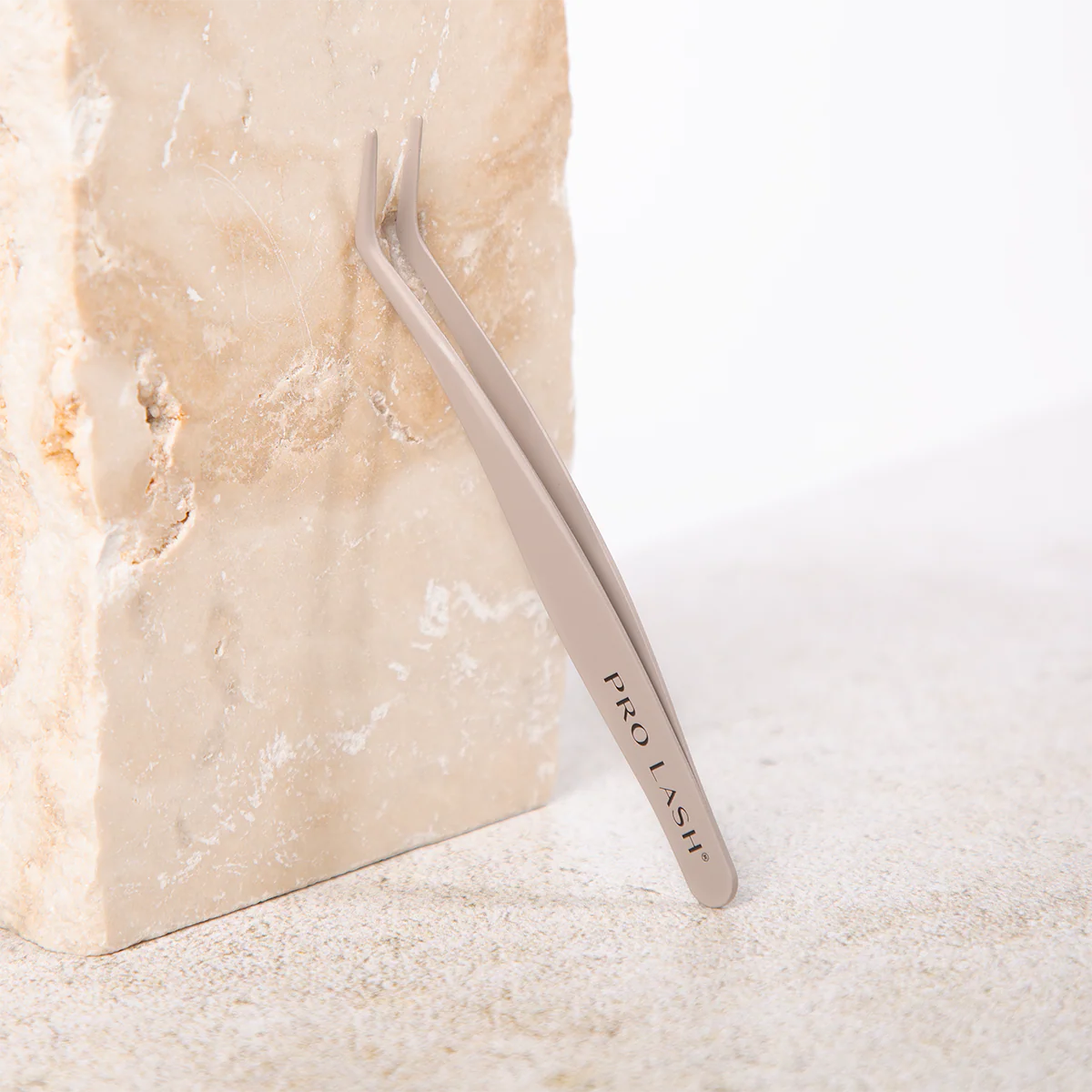 Lash Lock Tweezers - Image 5